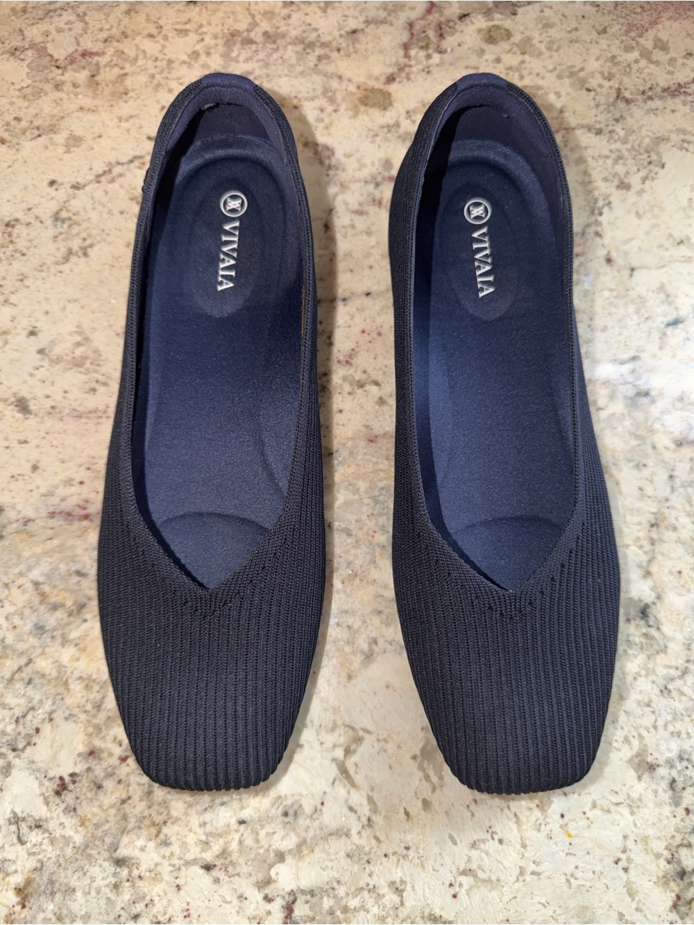 VIVAIA. $129 Square-Toe Margot V-Cut Flats ( 3.0) Navy 40 9